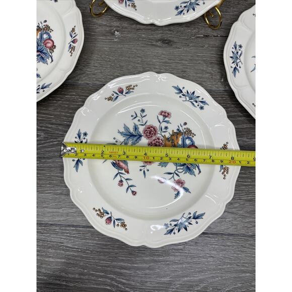 Wedgwood of Etruria Williamsburg “Potpourri” SALAD PLATE 8.5" Off White w Bird - Picture 5 of 10